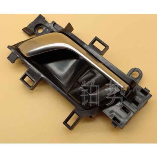 Car Front door inner handle base 2018-Hon daA CCO RDH YBR IDI NSP IRE Door trim panel inner clasp handle Door handle bracket