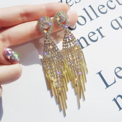 New S925 Ladies Long Needle Rhinestone Earrings Designer Sense Luxury Luxury Wedding Jewelry Party Gift