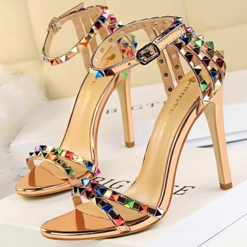 2021 Women 11cm High Heels Rivets Studded Sandals Lady Wedding Bridal Sandles Gladiator Stripper Summer Fetish Platform Shoes