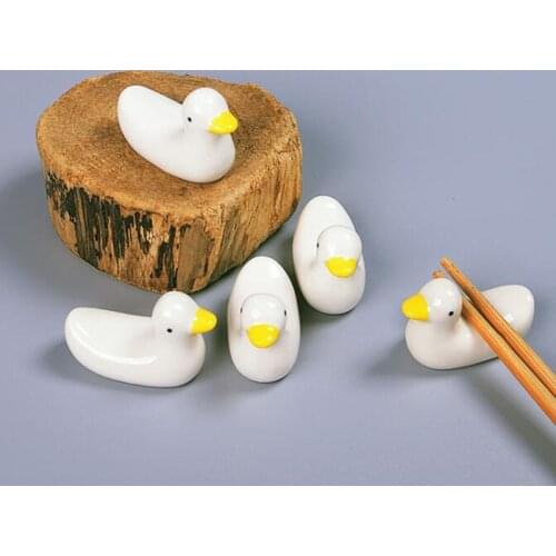 5pcs/set Japanese Style Cute Duck Chopsticks Support Porcelain Spoon Fork Holder Kitchen Tableware Decoration Chopstick Rack