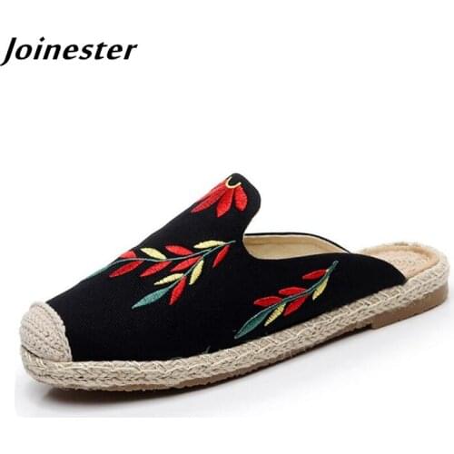 Womens Cozy Flat Heel Slippers Ethnic Floral Embroider Hemp Sandal Slides Retro Beach Slippers Backless Slipper Mule Flax Flats
