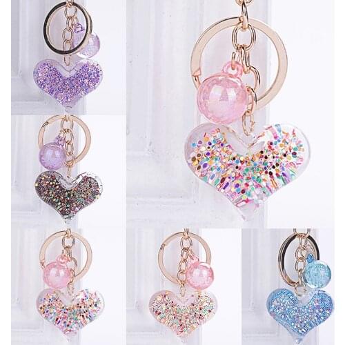 Heart Quicksand Key Chains Acrylic Magic Love Heart Key Ring Moving Liquid Keychain for Women Bag Pendant Ornament Decorative