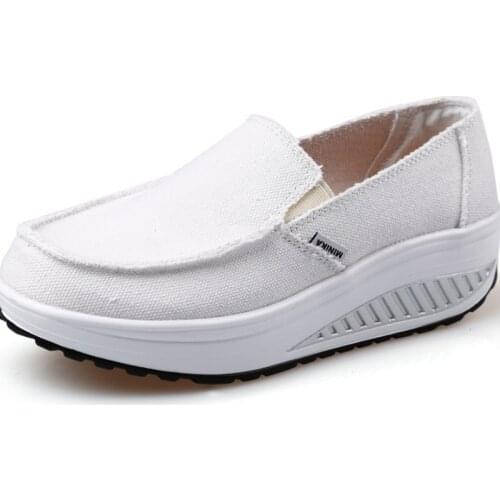 BeckyWalk Spring Women Canvas Shoes Platform Slip On Loafers Shoes Woman Flats Walking Sneakers Women Swing Casual Shoes WSH2924
