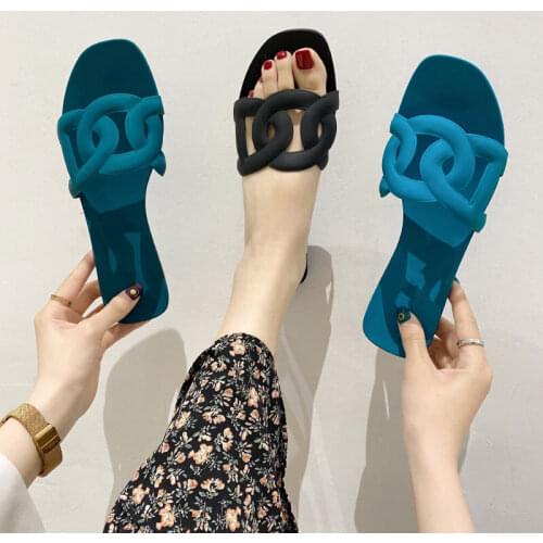 Net Red Slippers Female Summer Women Pig Nose New Fashion Wild Wearing Sandals Flat-bottomed Word Bathroom Beach Shoes