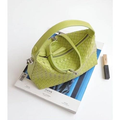 Luxury Designer Genuine Leather Ladies Handbags 2021 New Fashion Soft Knitting Crossbody Bag Women Chains Shoulder Messenger Bag