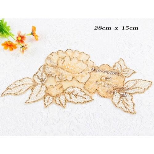 Flower peal Rhinestones crystal Beaded iron on patches for clothing,parches termoadhesivos para ropa stickers for clothes