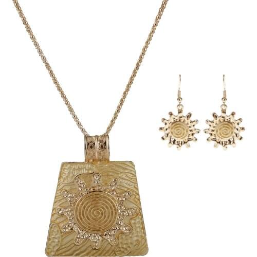 Women Accessories Gold Sun Flower Exquisite Necklace Earrings Jewelry Set