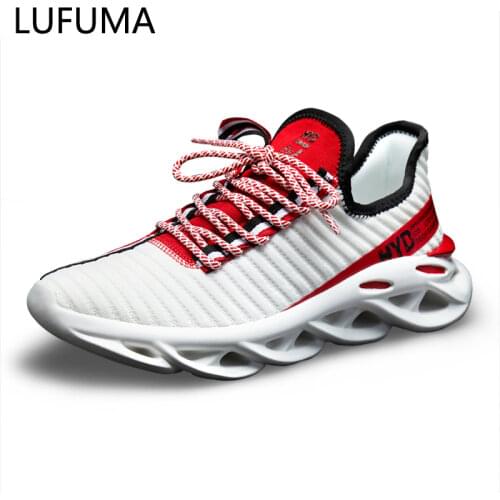 Summer Trend Style Mens Casual Shoes 2020 New Fashion Breathable Mesh Light Personality Sneakers Flying Weaving Tenis Masculino