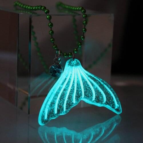 New Luminous Mermaid Fishtail Crystal Pendant Necklace Glow In The Darkness Charming Necklace Fashion Jewelry Mermaid tears