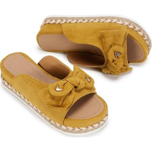 Women Woven Thick Sole Slippers Soft Stitching Ladies Sandals Comfortable Flat Sandals Women Beach Shoes Woman Footwear 2021