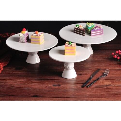 Cupcake Stand Rabbit Ceramic Dessert Plates for Snacks Cookies Cake Food Server Display Tray Bunny Candy Dishes Decorative Gift
