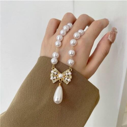 Fashion Pearl Bowknot Pendant Necklace for Women Bow Rhinestone Temperament Necklace Girl Wedding Party Jewelry Gift