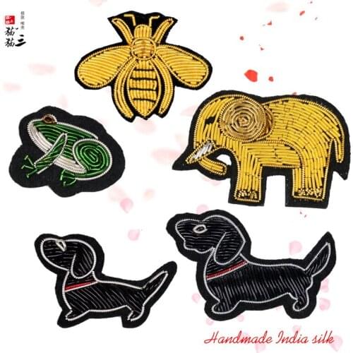 Luxury Gold Silk Embroidery Patches Clothing Decoration Cute Animals Gold Frog Bee Dog Elephant Brooch Sewing Accessories
