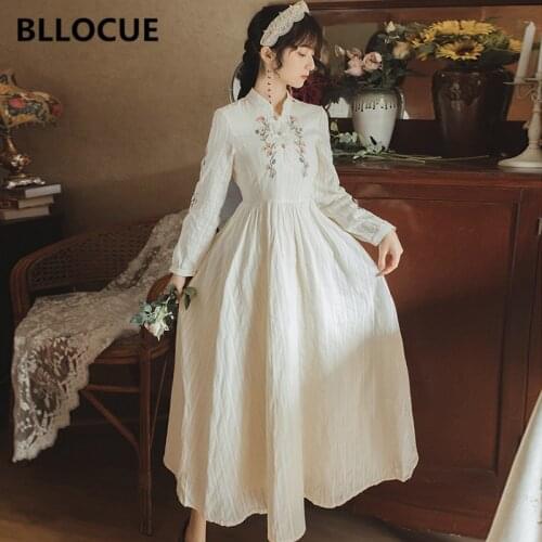 BLLOCUE Vintage Buckle Embroidered Cheongsam Lmprovement Dress Long Sleeve Simple Comfortable Back Lace-Up Chic Dresses