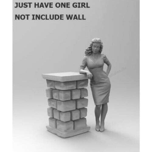 1/35 Scale Unpainted Resin Figure French lady leaning collection figure