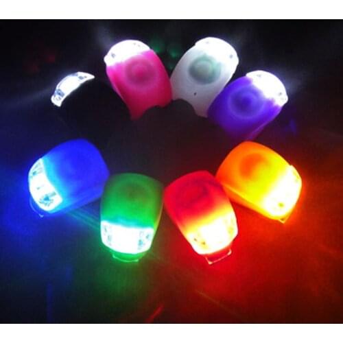 Silicone Frog Light Bicycle Light LED Taillight Bike Clip USB Rechargeable Waterproof Safety Warning Light Bicycle Accessories