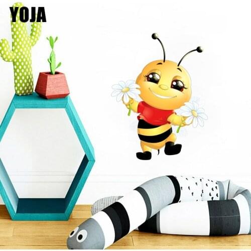 YOJA 36.5×48CM Cute Bee Holding Flowers Kids Room Decoration Wall Stickers Cartoon Home Decals 8WS0249