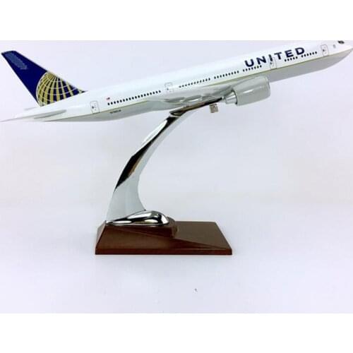 32cm big collectible Boeing 777-300 United airlines airplane model toys aircraft diecast plastic alloy plane gifts for kids