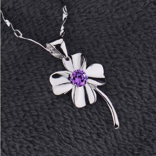 Trendy Lady Silver Plated Clavicle Necklace For Girls Birthday Gift Lucky Leaf Clover Pendant Necklaces Female Birthday Present