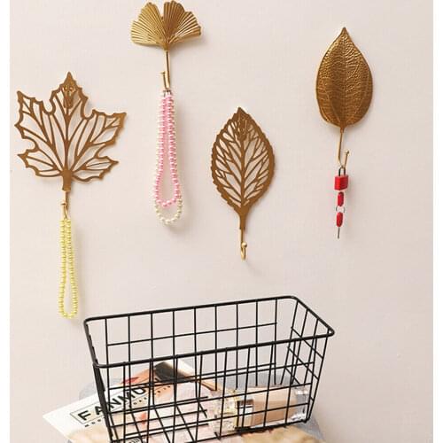 Nordic Style Light Luxury Leaf Wrought Iron Hook Creative Home Hanging Storage Rack Hook Room Wall Clothes Hook Decoration