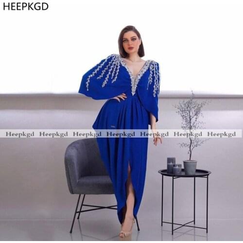 2021 Royal Blue Evening Dress With Silver Crystals V Neck Cape Arabic Women Formal Party Dresses Plus Size Long Prom Gowns