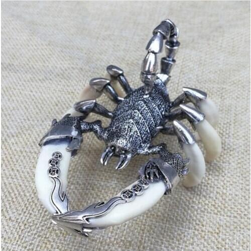 China Teeth of wolves Tibetan silver Scorpion Pendant decorate Statue ++++Free Shipping