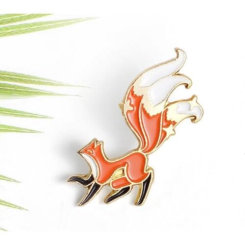 Fox baby delicate enamel brooch small cute animal stitching color tail star leather coat badge backpack cloth lapel pin jewelry