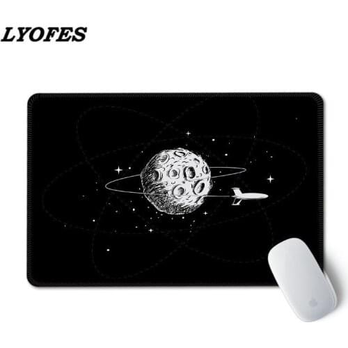 22x18cm Cute Desk Mats Kawaii Mouse Pad Anime Deskpad Gaming Writing Desk Mat Keyboard Mats for Office Home Computer Mousepad