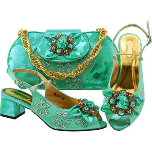 Top sale water green women kitten heel shoes with crystal flower design african shoes match handbag set MM1071,heel 5.8CM