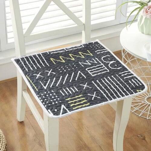 Soft Square Non-slip Seat Home Office Tie on Chair Cushion Car Pad Pillow Student Stool Butt Cushion Geometric Printed 40X40CM