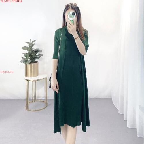 Miyake Pleated Solid Color Dress Summer New Style Temperament Round Neck Thin Sunscreen Shirt + Sleeveless Dress Two-piece