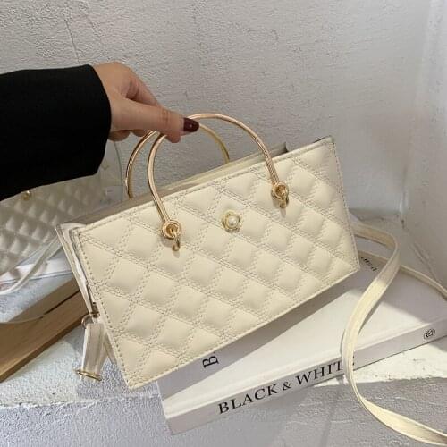 Fashion Rhombus Lady Shoulder Bag 2021 New Spring Summer Pearl Womens Handbag Luxury Design Crossbody Bags for Woman