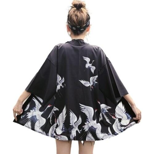 Japanese Woman Kimono Cardigan Cosplay Shirt Blouse for Women Vintage Japanese Yukata Female Summer Beach Robe Clothes V1928