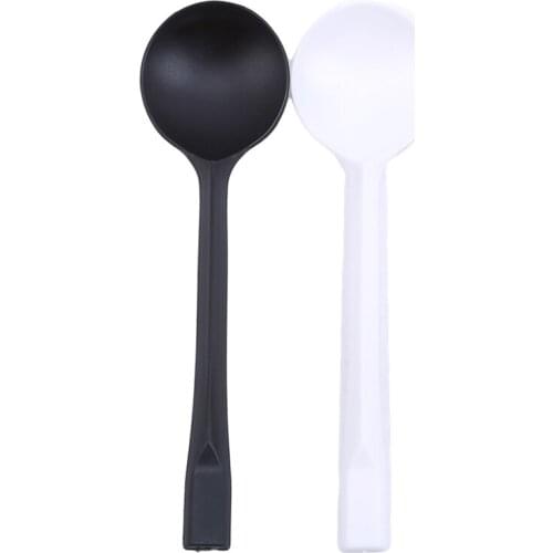 100Pcs/pack Thicken Plastic Disposable Spoons For Cakes Yogurt Fast Food Baking Supplies Tableware Ice Cream Solid Color