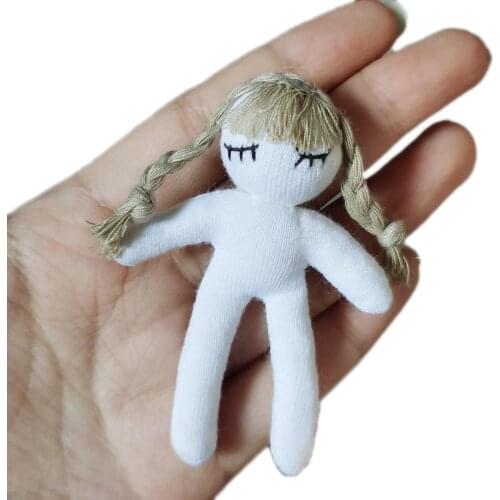 7cm Mini Plush Toy Cloth Girl Doll Little decoration Childrens Clothing Materials Accessories