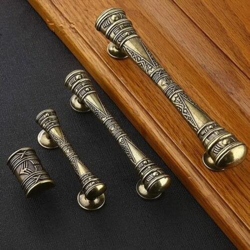 Retro Door Handles Kitchen anccessories Cabinet pulls Handles Drawer Knobs with Screw cupboard handles handles for furniture