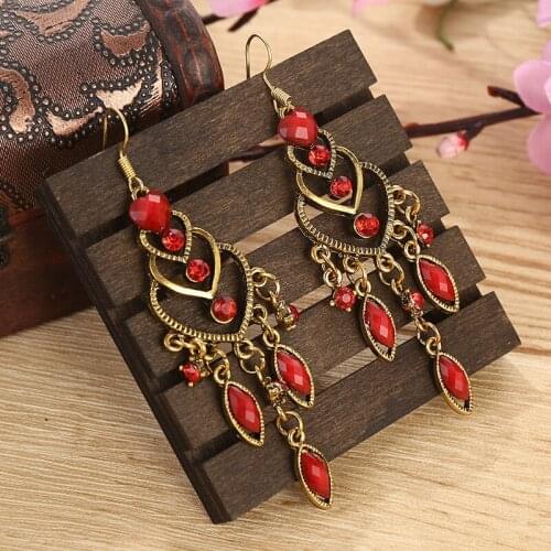 Elegant Vintage Womens Green Crystal Beads Tassel Earrings Bollywood Bohemia Geometry Gold Alloy Wedding Earrings Hangers