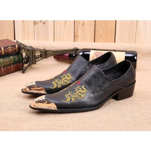 Men Fashion Gold Metal Pointed Toe Slip on Party Wedding Dress Shoes China style Formal Moccasins Shoes