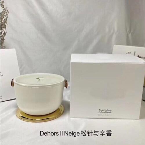 Gift Candle Lair Du Jardin Ile Blanche Feuilles Dor Dehors II Neige 220g Indoor scented candle Brand New In box