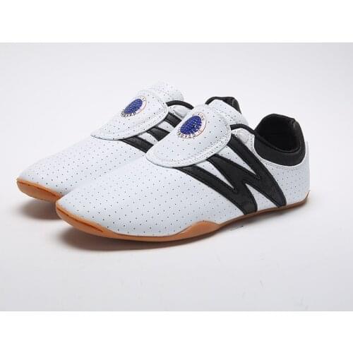 Wesing 2017 taekwondo shoes ox -tenden sole breathable men adult martial art shoes wushu shoes