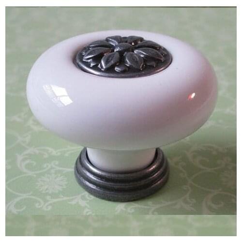 Porcelain Dresser Knobs Bronze Drawer Knob Pulls Handles White Ceramic Kitchen Cabinet Furniture Knob Pull Handle Vintage knob