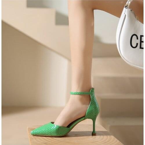 Woman Shoes Leopard Leather Warm Plush Winter High Top Ladies Shoes Lace-up Chunky Platform Sneakers Suede Thick Bottom Sneakers