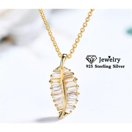 CC Necklaces Pendants Women S925 Silver Cubic Zirconia Glitter Leaf Clavicle Chain Yellow Gold Color Wedding Fine Jewelry CCN716