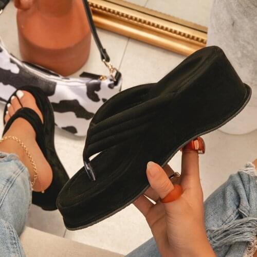Outdoor Summer Beach Trend Slipper Women Thick Platform Wedge Faux Suede Non Slip Rubber Sole Fashion Shoes Ladies Flip Flops