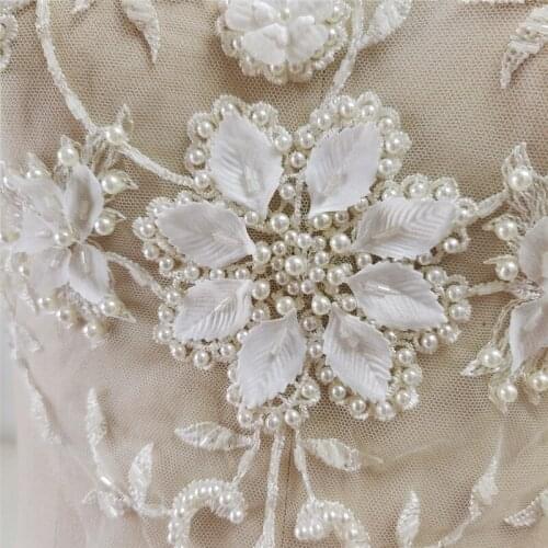 1Pcs Hand DIY Embroidery 3D Nail Pearl Lace Flower Applique Clothing Front Chest Patch Wedding Dress Veil Decorated