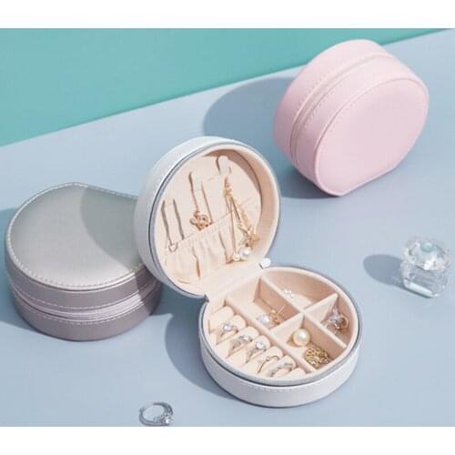 2020 The New PU Leather Simple Jewelry Box Earrings Creative Portable Jewelry Storage Box Earrings Earrings Small Jewelry Box