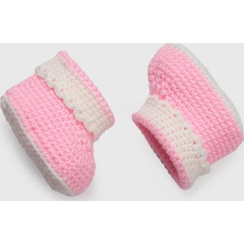 100% COTTON PINK BABY BOOTIES ARE SUITABLE FOR USE IN WINTER AND COLD DAYS