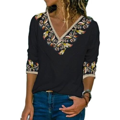 Floral Print Patchwork V-neck Half Sleeve Tops Women 2021 Summer Casual Slim Fit Oversized T Shirt Harajuku Vintage T-shirt