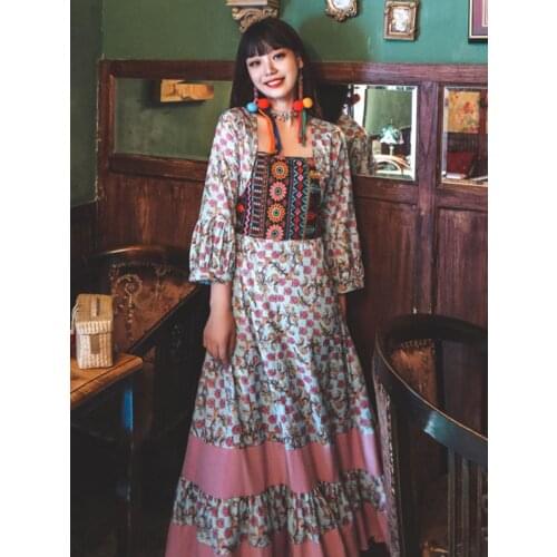 Summer New Retro Ins Womens Southeast Asia Travel Vacation Beach Style Printed Dress Ethnic Style Embroidered Long Dress