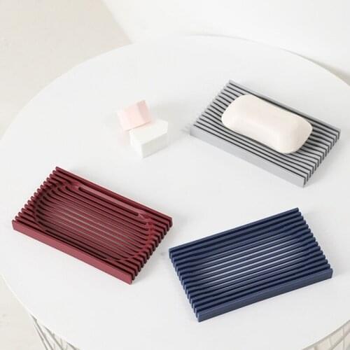 1Pcs TPR Shower Tool Portable Storage Rack Sponge Holder Soapbox Tray Drain Soap Box Bathroom Accessories 3Colors